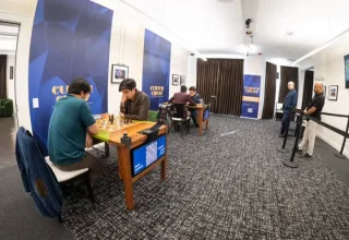 Javohir Sindarov nufuzli turnirda chempionlik uchun kurashni davom ettirmoqda