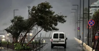 Antaliyada kuchli tornado oqibatida to‘rt nafar ishchi halok bo‘ldi