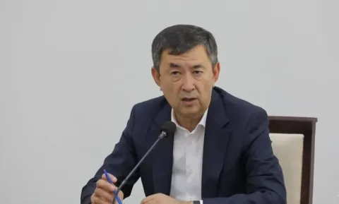 Erkinjon Turdimov sirdaryolik rahbarlarni aholi bilan ishlashda tanqid qildi