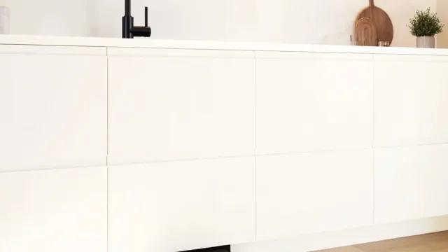 Bosch mebel ichiga yashirinadigan robot-changyutkich modelini taqdim etdi