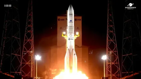 Kuru kosmodromidan Amazon sun'iy yo'ldoshlari bilan "Ariane 6" raketasi uchirildi