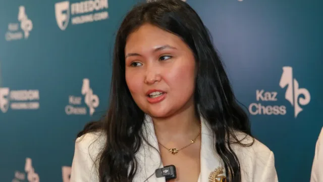 Bibisora Assubayeva qozoq tilini o'rganishga kirishdi, tanqidlarga javob berdi