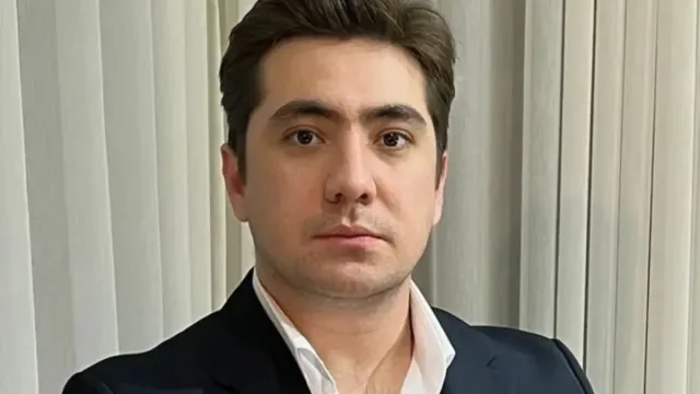 Shoxruh Xamdamov dabdabali to'ylarni va isrofgarchilikni tanqid qildi