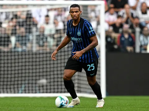 «Inter» Akanjini «Man Siti»dan to'liq sotib oladi