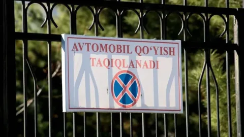 Ko'p kvartirali uylar hududida avtomobil saqlash tartibi belgilandi