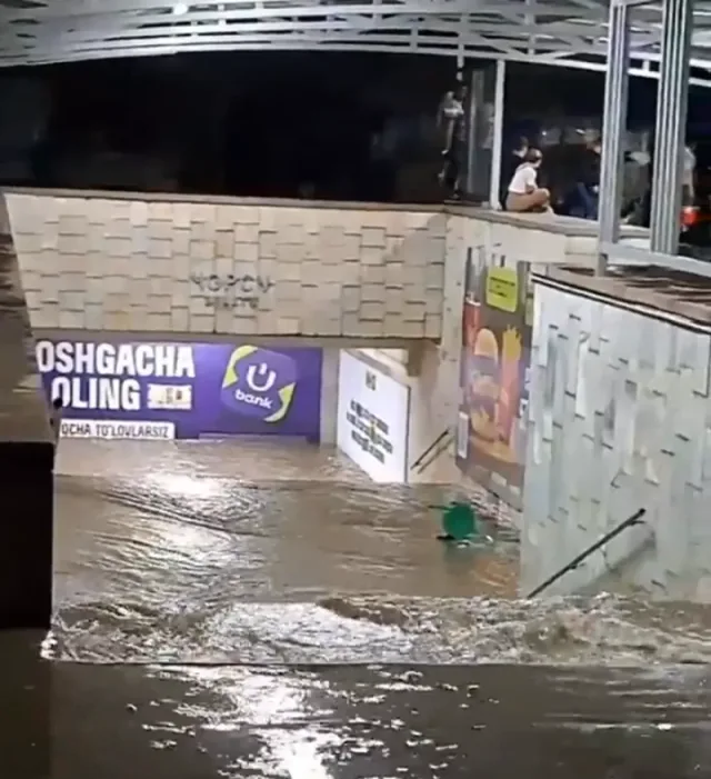Toshkent metrosining «Chorsu» bekatini yana suv bosdi