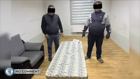 Chustda 10 ming qalbaki AQSh dollarini sotmoqchi bo'lganlar ushlandi