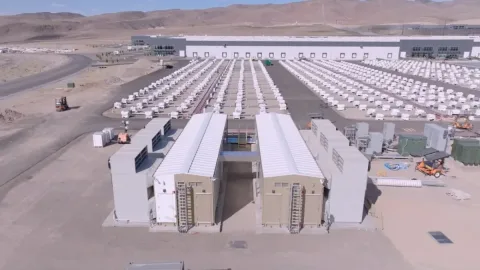 Coatue sun'iy intellekt infratuzilmasi uchun o'nlab milliard dollar sarmoya kiritadi