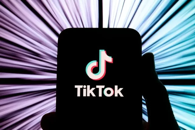 TikTok platformasi universal super ilovaga aylanish sari qadam tashlamoqda