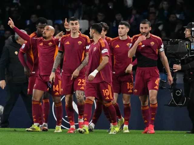 Roma ikki nafar asosiy futbolchisi bilan shartnomani uzaytirdi