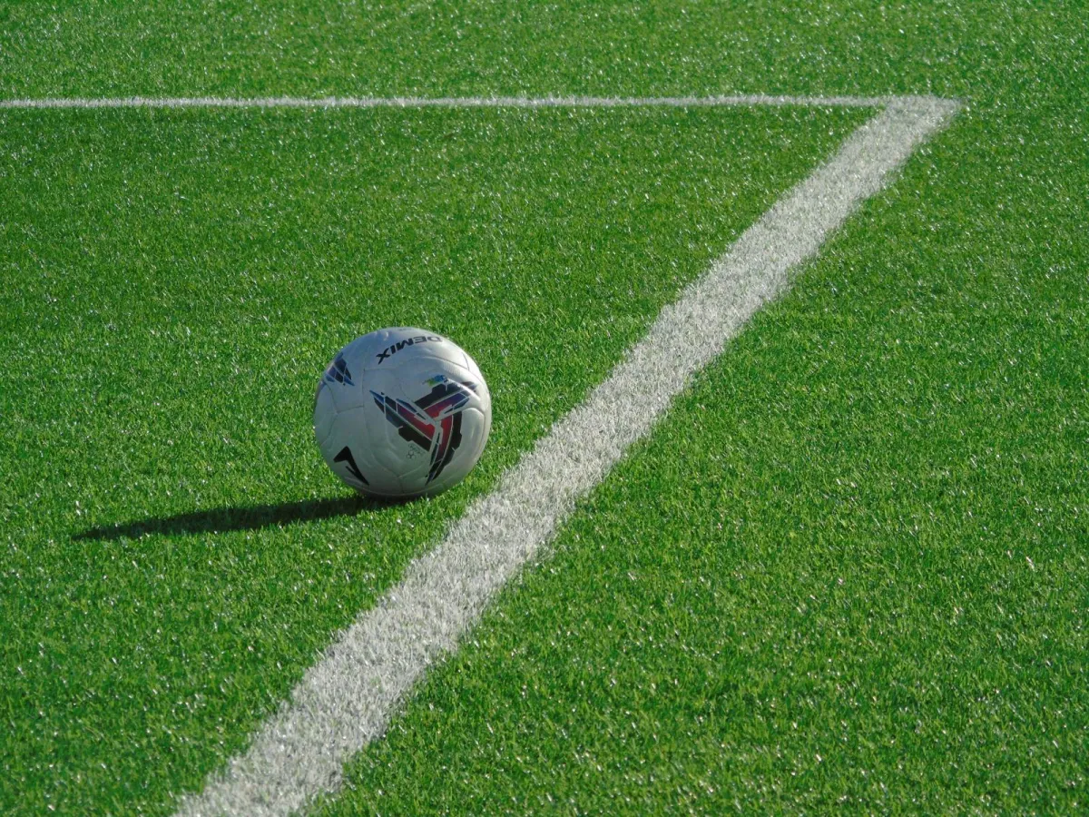 Fransiya futbol federatsiyasining sobiq prezidenti 90 yoshida vafot etdi