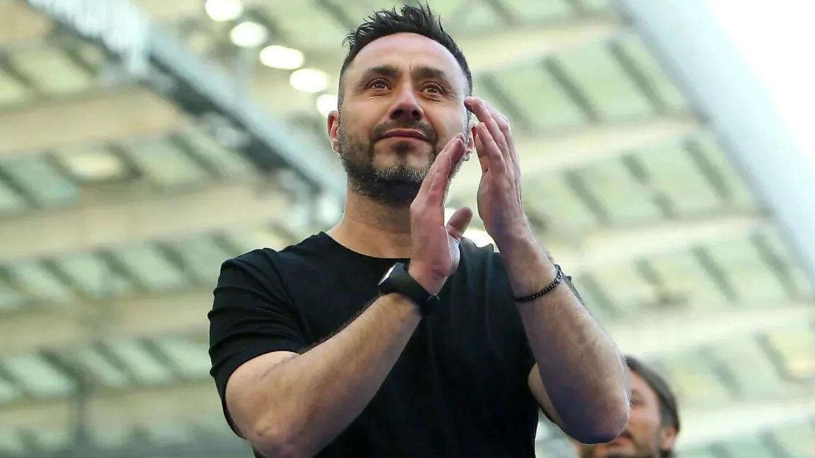 De Zerbi mag'lubiyatdan keyin futbolchilari uchun kechki ovqat uyushtirdi