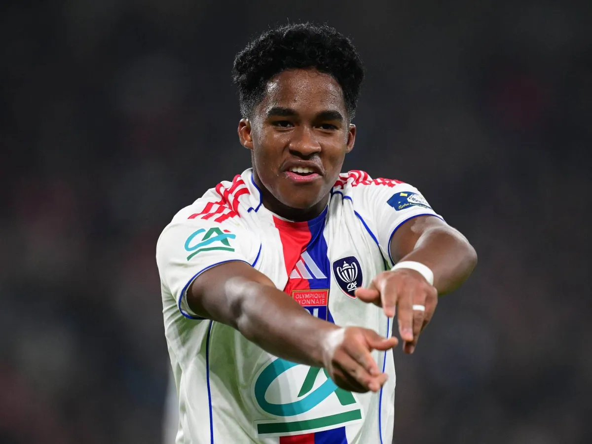 Endrik murabbiyning tanqidiga maydondagi o'yini bilan javob berdi