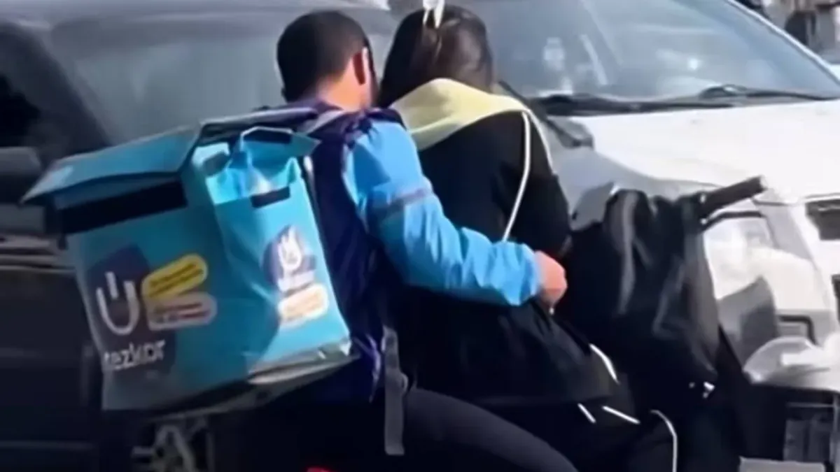 Kuryer juftlikning samimiy munosabati ijtimoiy tarmoqlarda iliq kutib olindi
