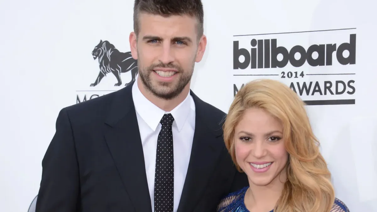 Shakira konsertida muxlislar Jerar Pikega qarshi shiorlar hayqirdi