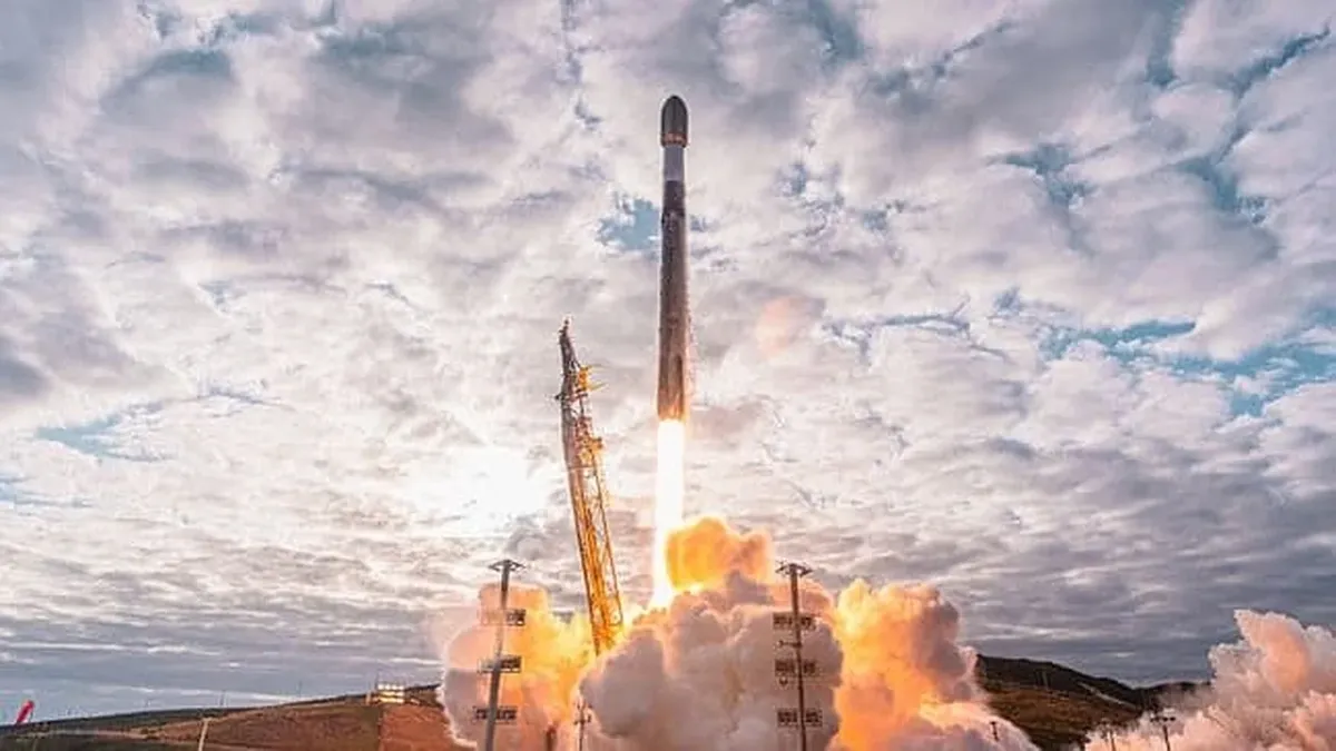 SpaceX kompaniyasi orbitaga chiqarilgan sunʼiy yo‘ldoshlar soni bo‘yicha rekord o‘rnatdi