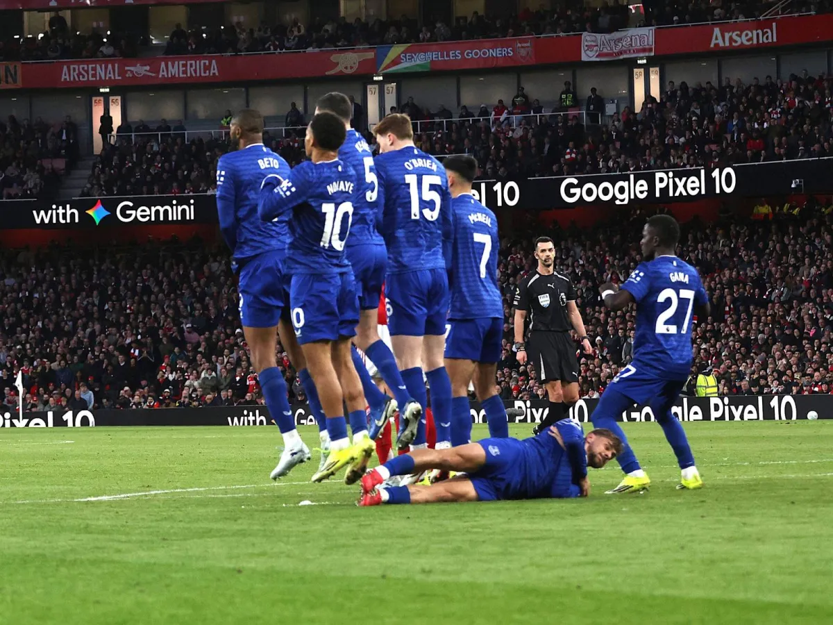 Xeyden Xakni faoliyatini Everton safida davom ettiradigan bo‘ldi