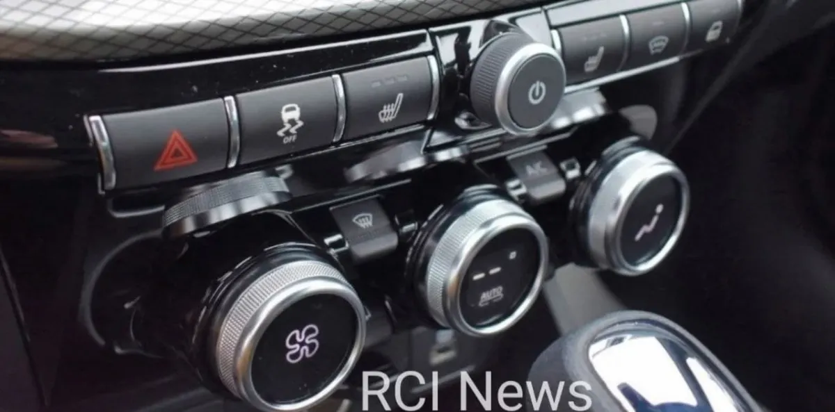 AvtoVAZ yangilangan Lada Vesta modellarini iqlim nazorati bilan ishlab chiqarmoqda