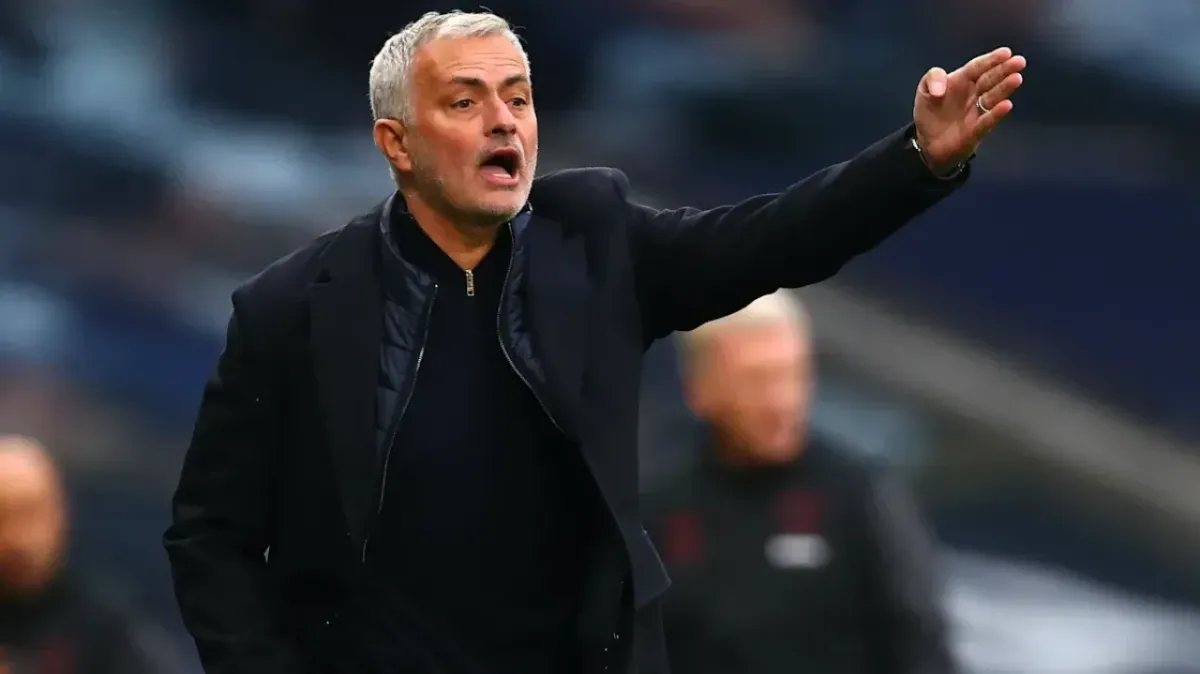 Joze Mourino Real Madrid tarkibini tubdan yangilashga kirishdi
