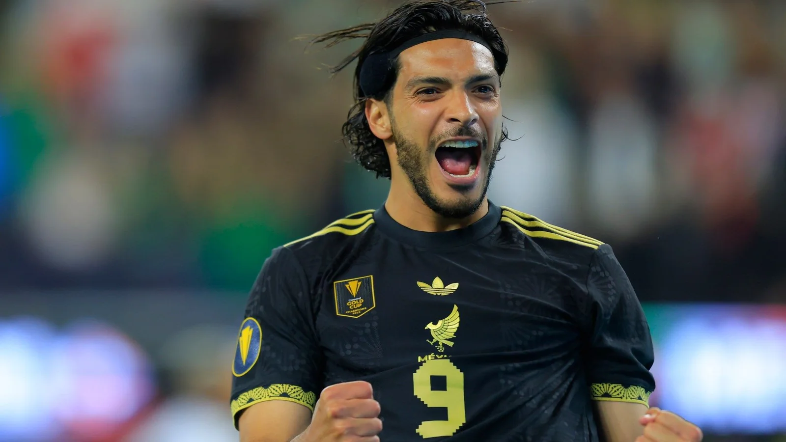 Raul Jimenez faoliyatini Vulverxempton klubida davom ettiradigan bo'ldi