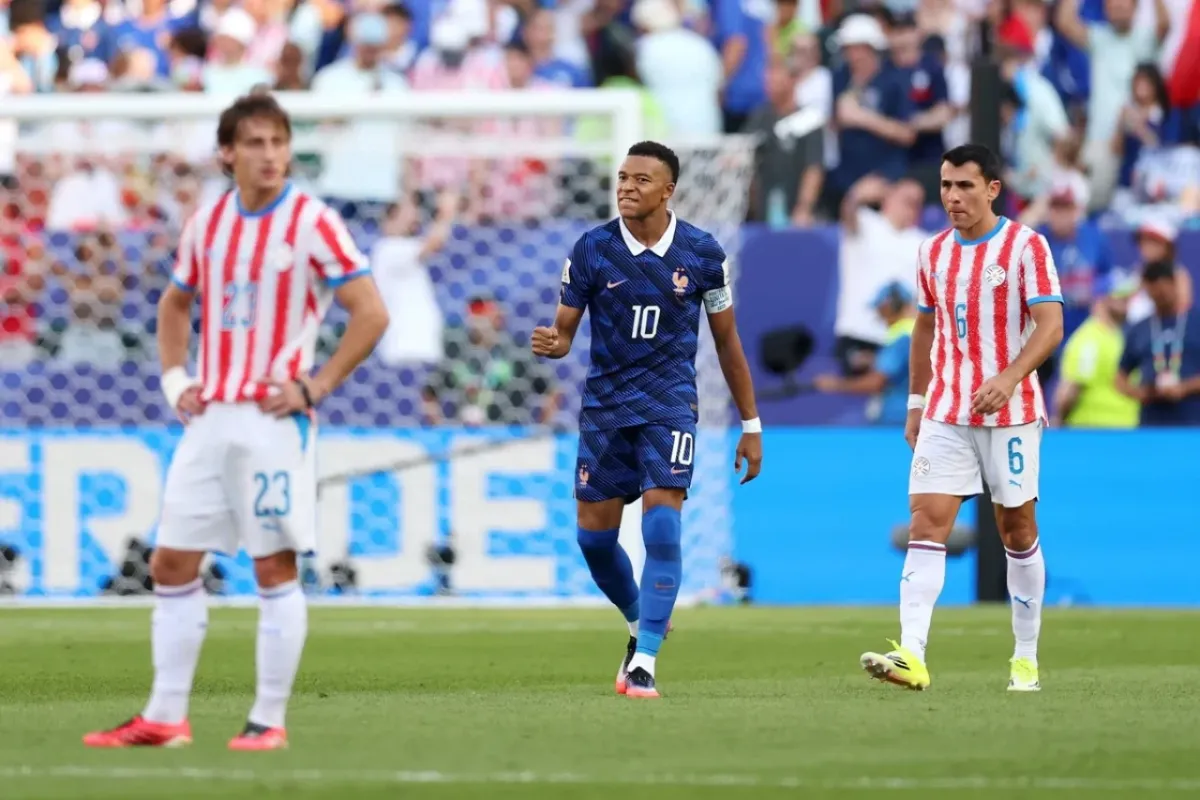 Kilian Mbappe Paragvay bilan o‘yindagi g‘alabani keskin nishonladi