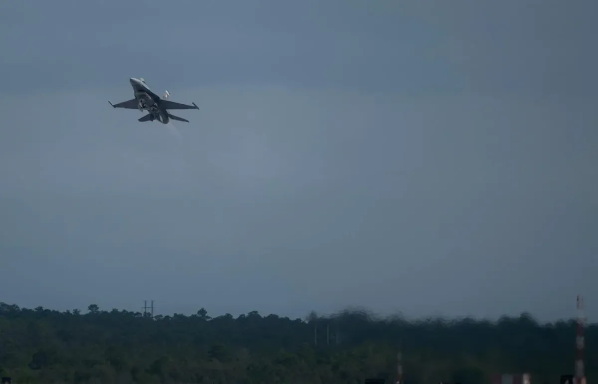 Sun’iy intellekt boshqaruvidagi F-16 qiruvchisi ilk parvozini amalga oshirdi