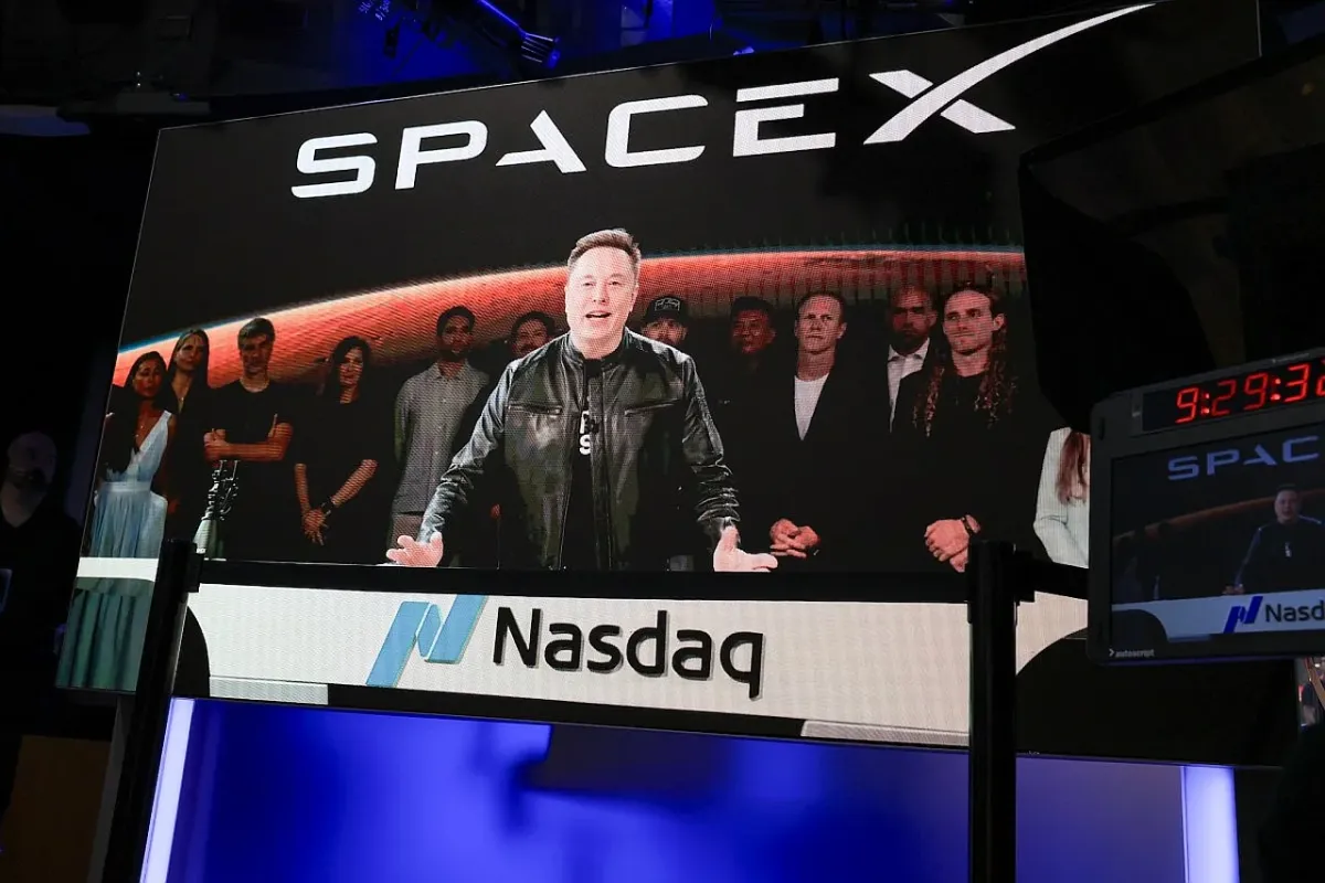 SpaceX aksiyalari narxi IPO ko‘rsatkichidan pastga tushib ketdi