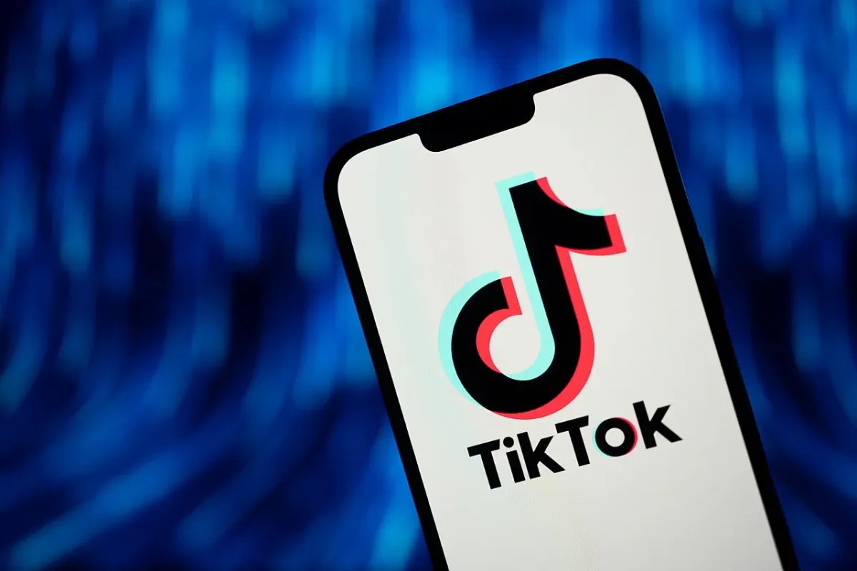 AQSH federal xizmatchilariga TikTok ilovasidan foydalanishga qayta ruxsat berildi