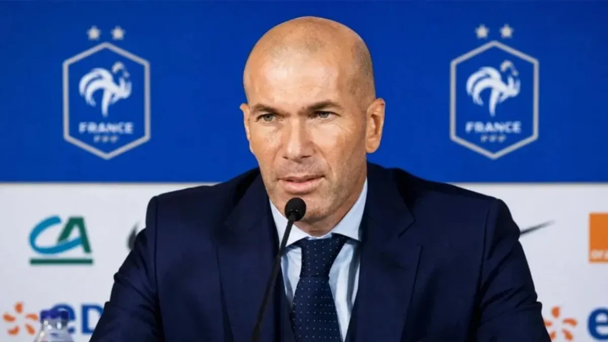 Zinedin Zidan Fransiya terma jamoasidagi yangi lavozimi haqida gapirdi