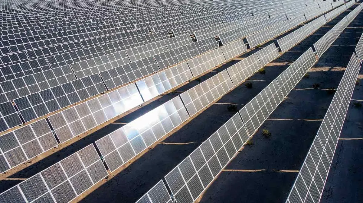 Google AQSHda o‘z tarixidagi eng yirik quyosh energiyasi loyihasini boshladi