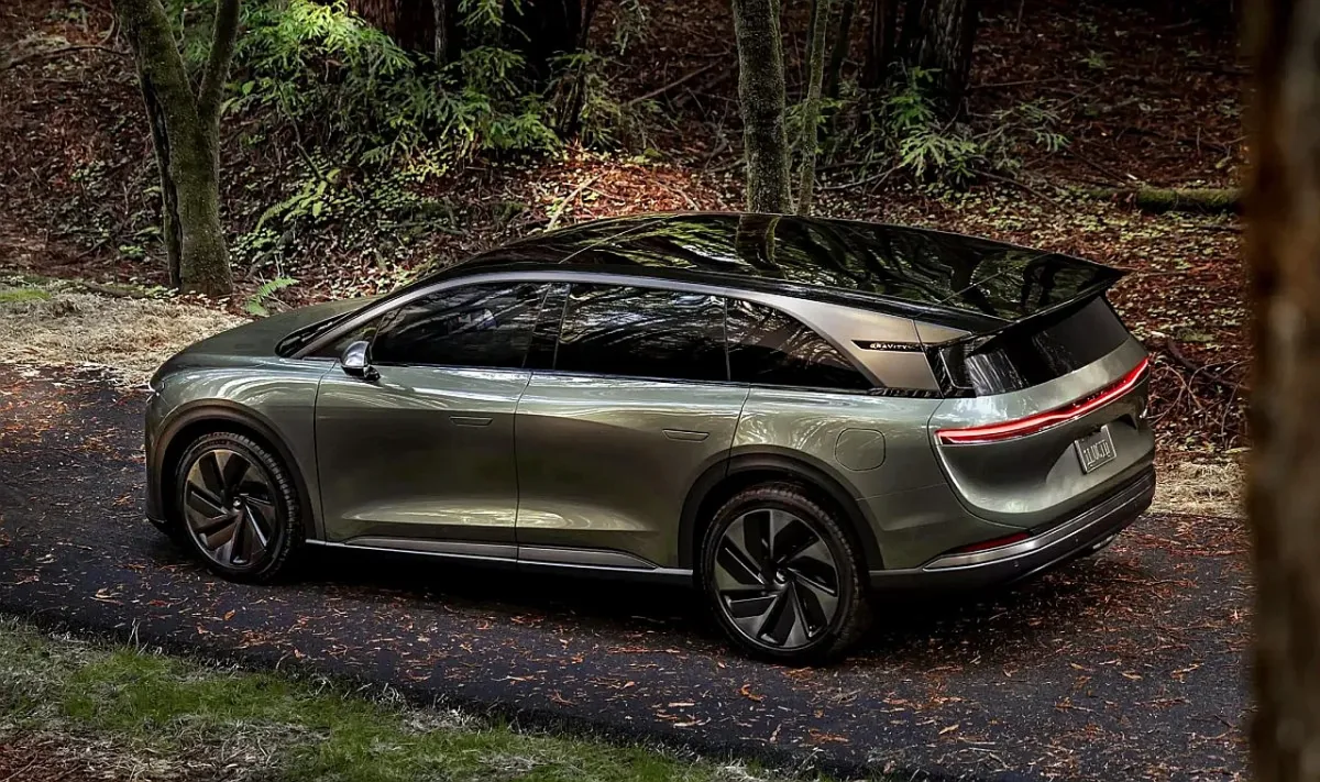 Lucid Motors bankrotlik haqidagi mish-mishlarni rasman rad etdi