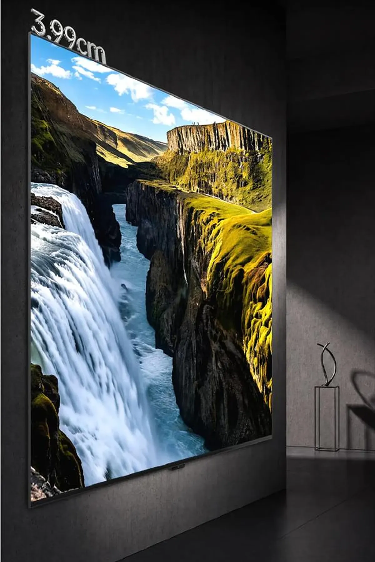 TCL kompaniyasi yangi yupqa dizayndagi televizorini taqdim etdi