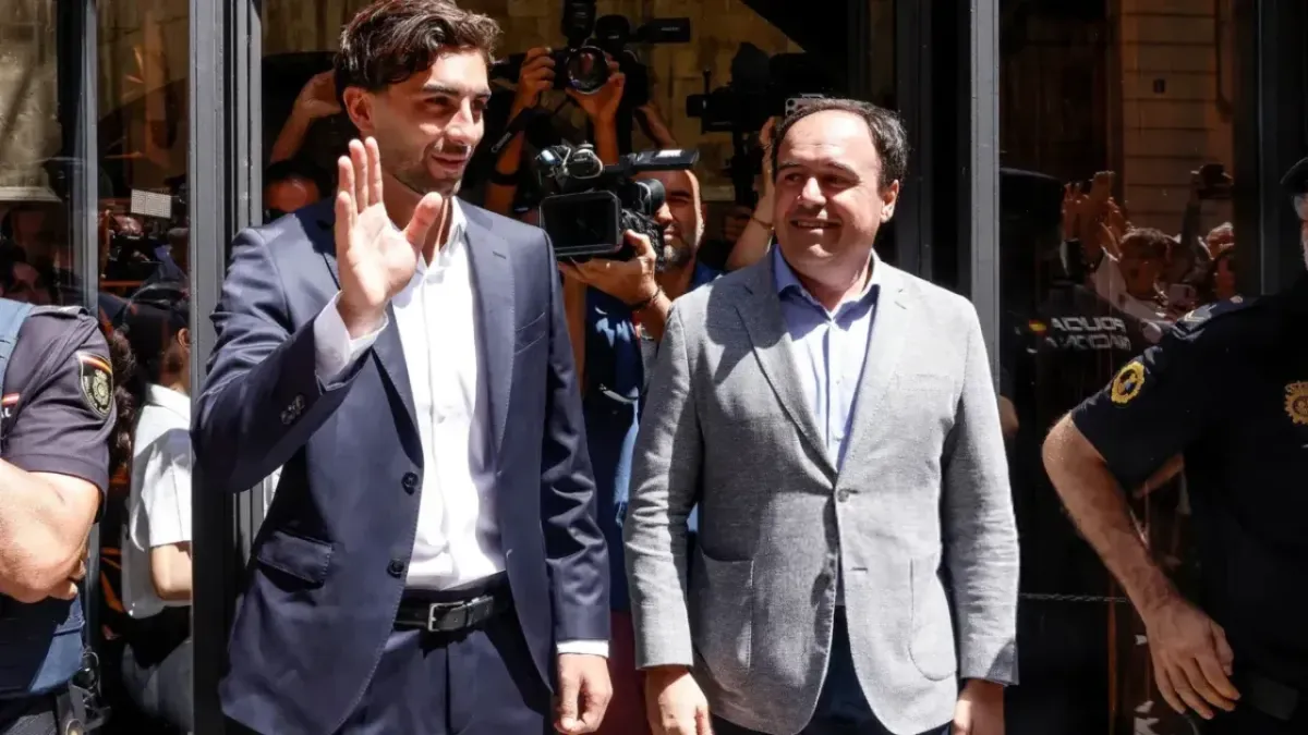 Ferran Torres faoliyatini PSJ safida davom ettirishi mumkin