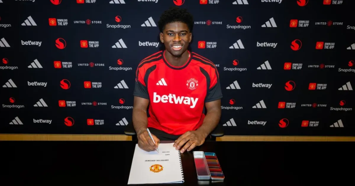 Manchester Yunayted Karlos Baleba bilan shartnoma imzoladi