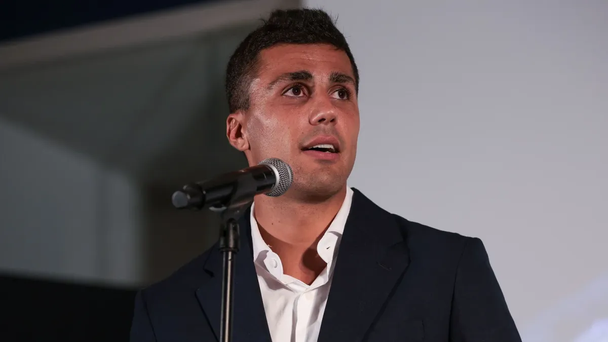 Rodri Barselonani tanlash sabablarini rasman ochiqladi