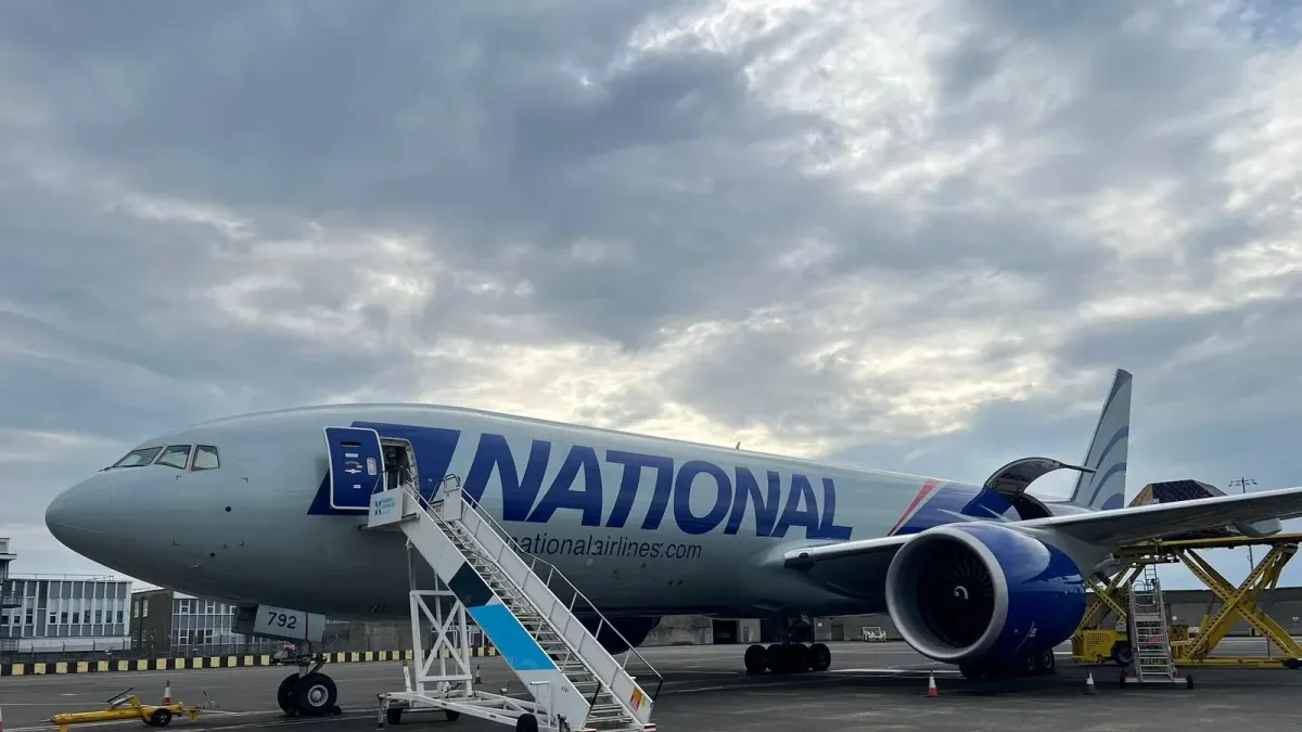 Boeing 777F yuk samolyoti rekord masofaga to‘xtovsiz parvoz qildi