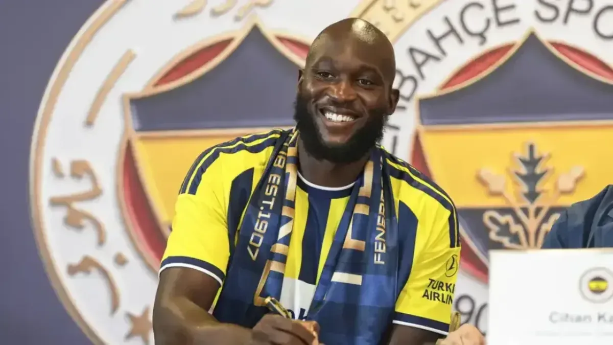 Romelu Lukaku Fenerbahche jamoasi bilan rasmiy shartnoma imzoladi