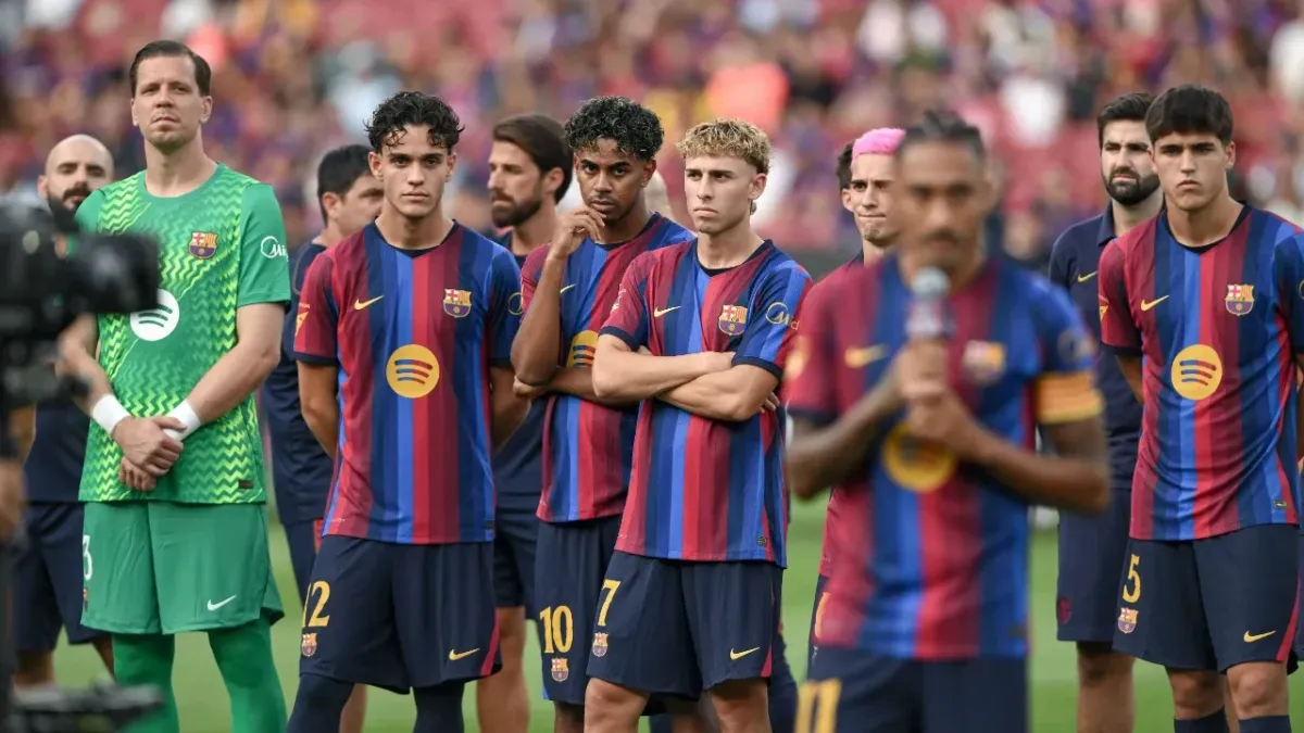 Barselona ikki nafar yosh futbolchisi bilan xayrlashdi