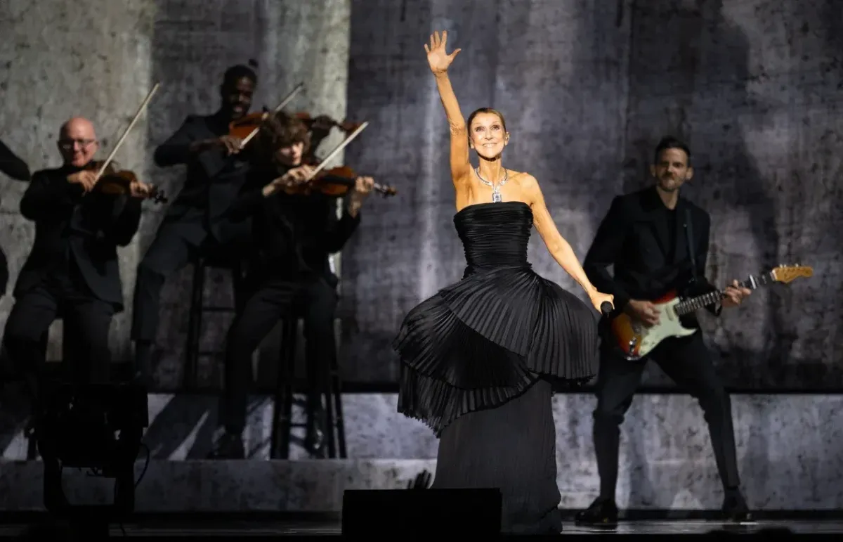 Selin Dion olti yillik tanaffusdan so‘ng katta sahnaga qaytdi