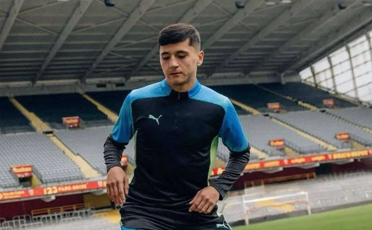 Manchester Siti sport direktori Abduqodir Husanovning salohiyatini yuqori baholadi