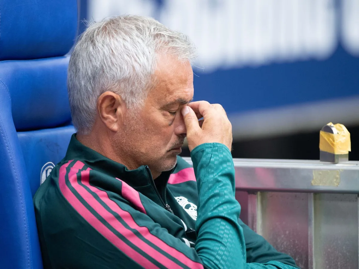 Joze Mourinyu Betis futbolchilarini simulyatsiyada ayblab chiqdi