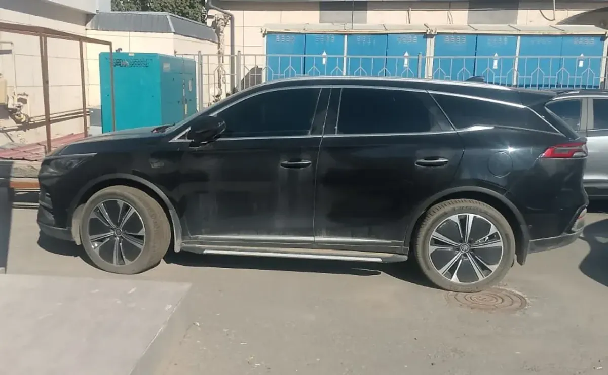 Qarzdorlik sababli BYD avtomobili auksion savdolariga chiqarildi
