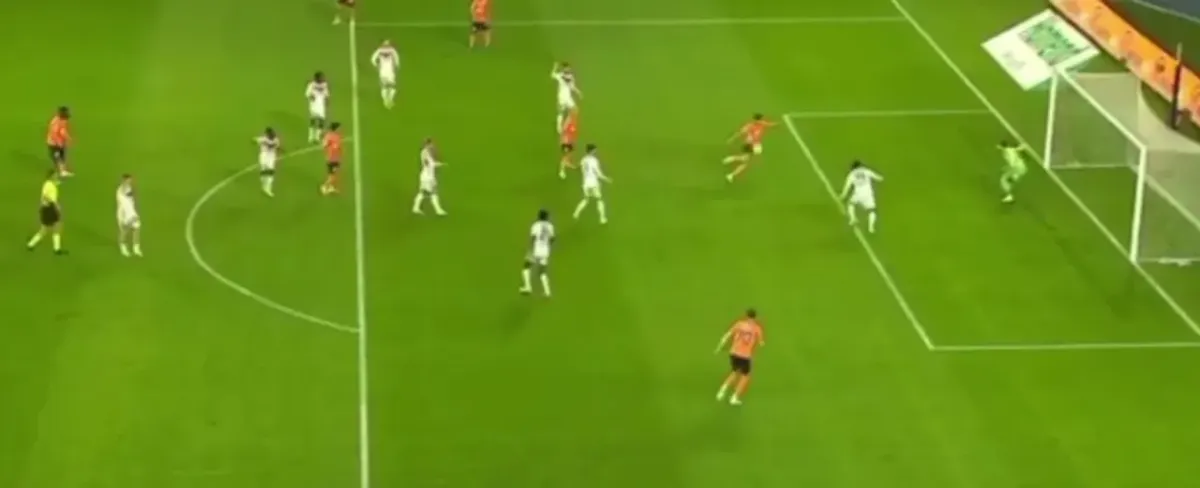 Eldor Shomurodovning samarali o‘yini Bashakshehirga g‘alaba keltirdi