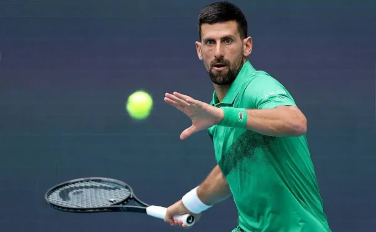 Novak Jokovich ketma-ket yigirma birinchi mavsumda rekord o‘rnatdi